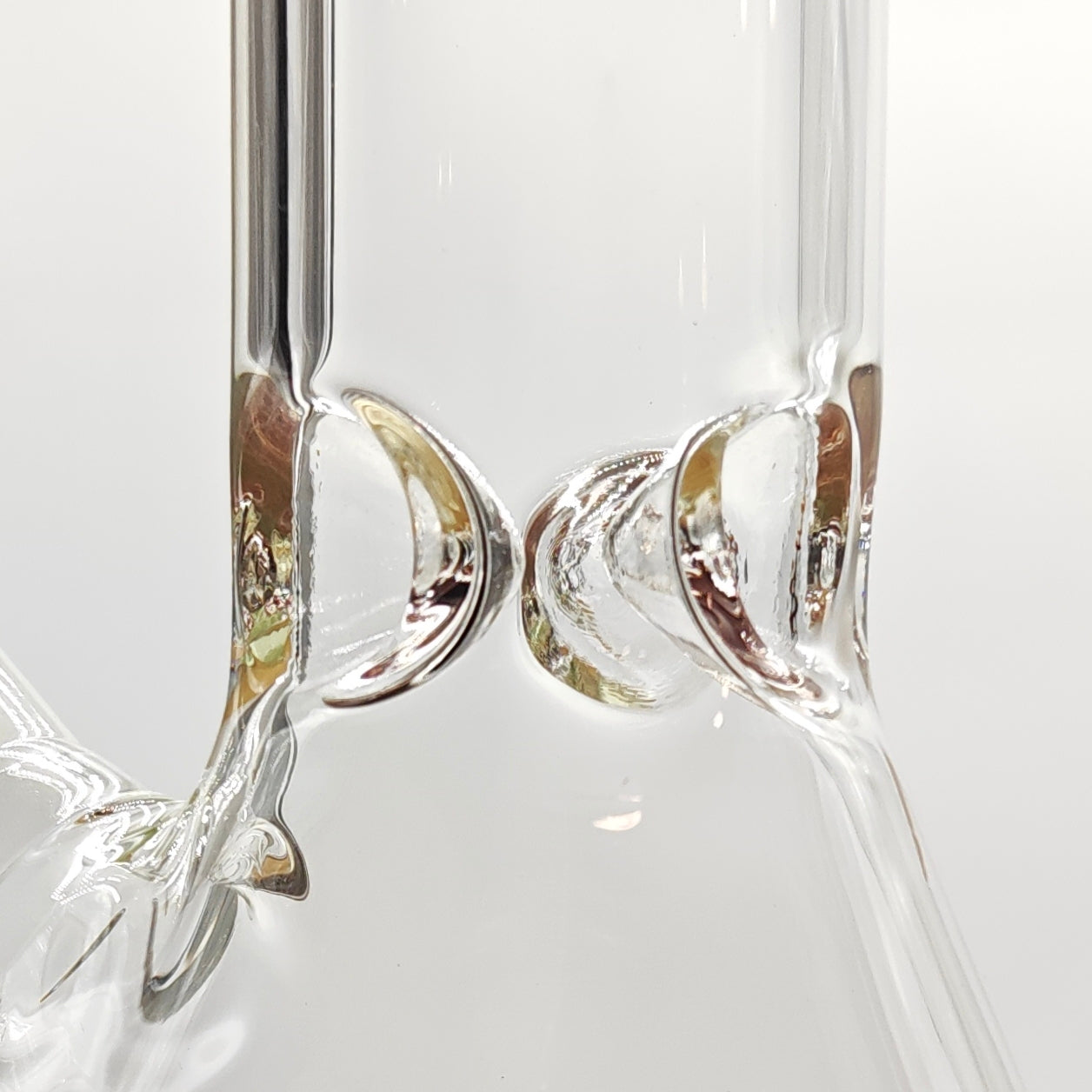 8" Color 4mm Beaker Glass Bong