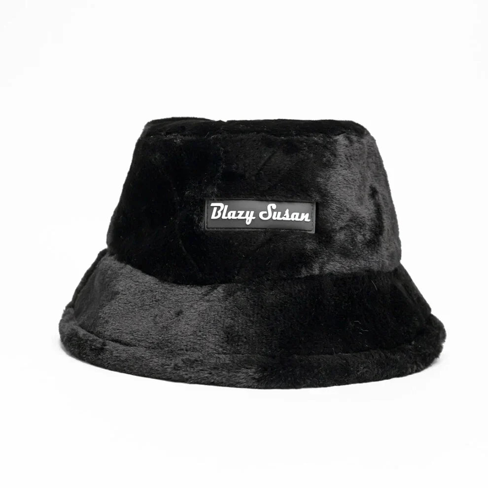 Blazy Susan | Fuzzy Bucket Hat_1