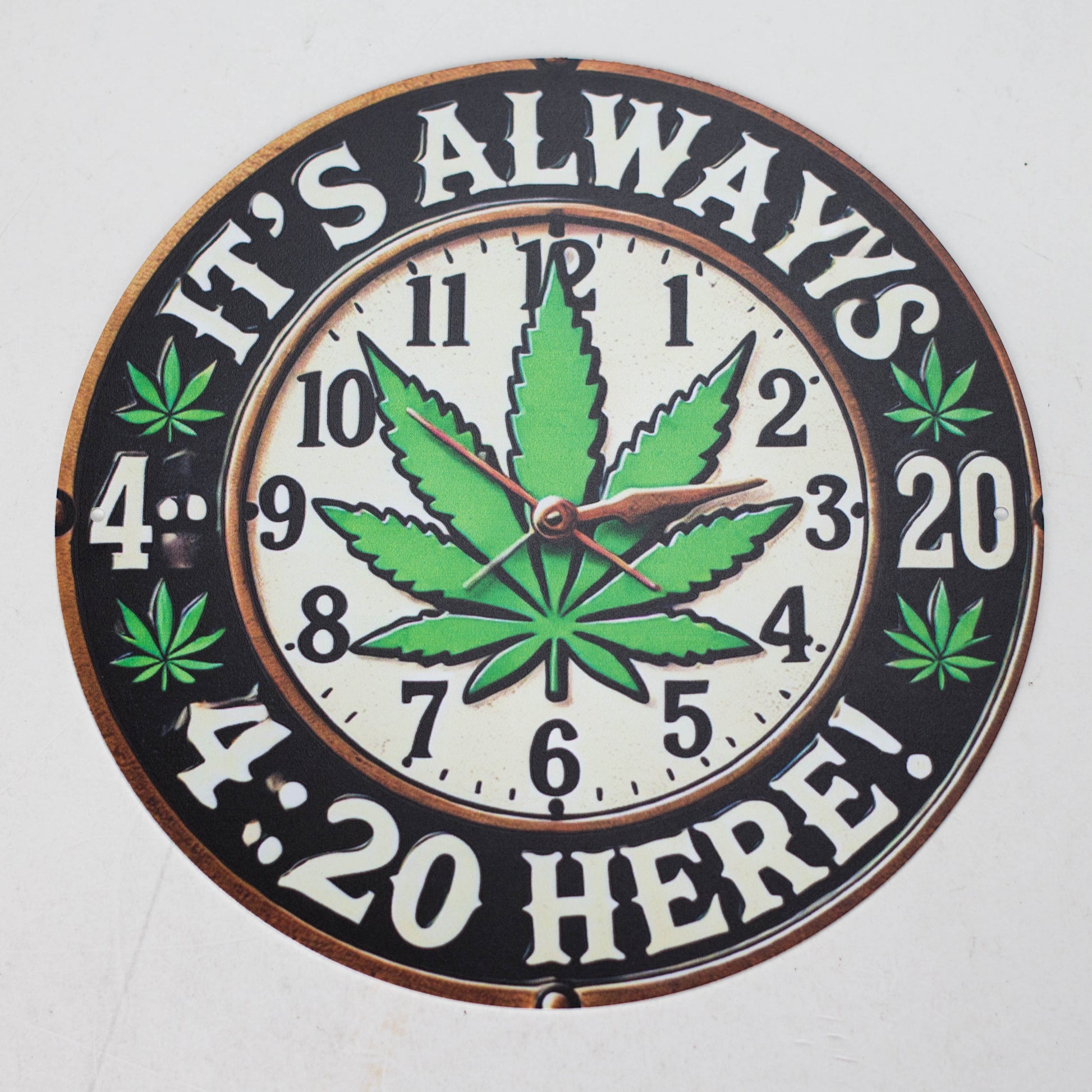TRIM QUEEN | 420 VINTAGE ROUND SIGNS_2