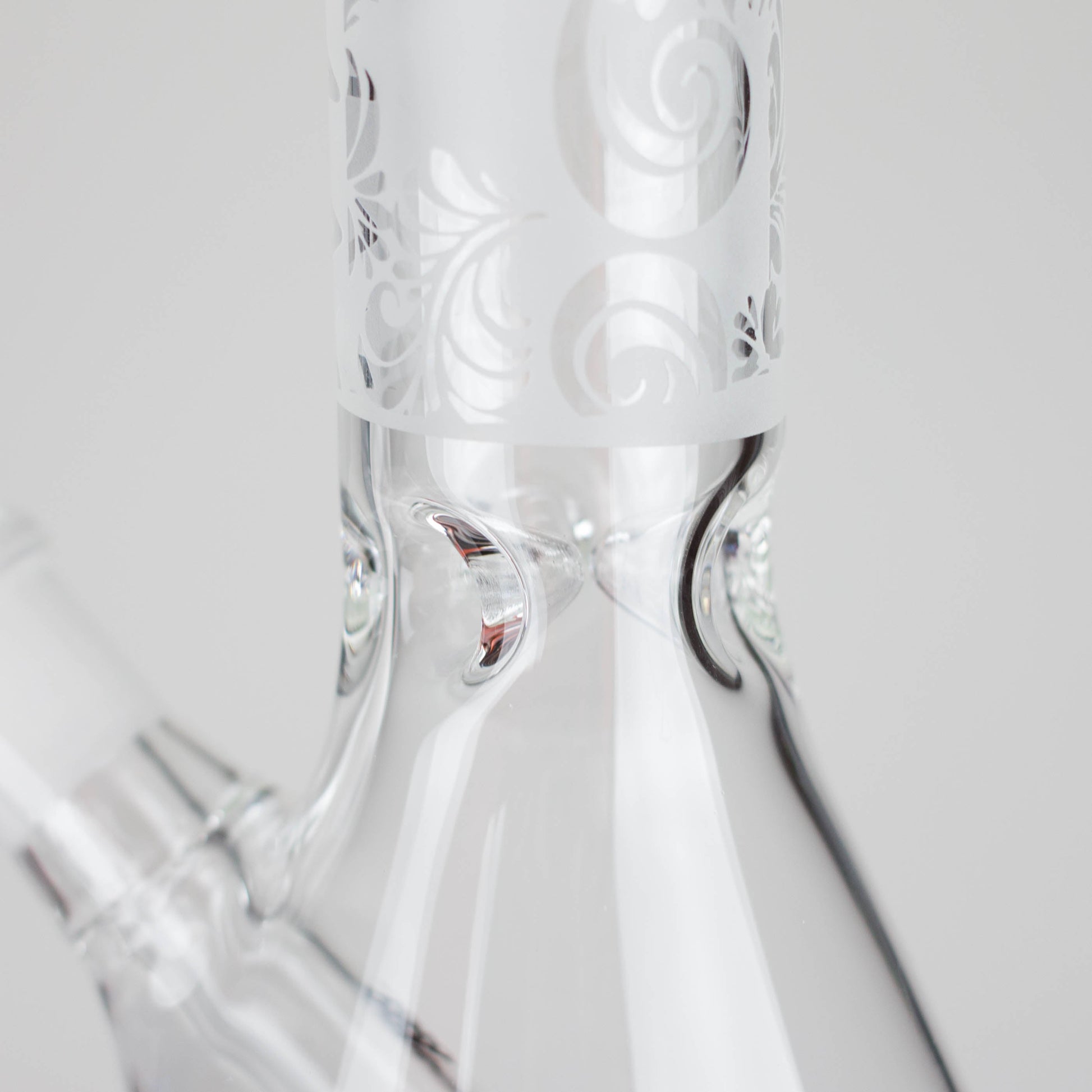 Karma | 9" Beaker Sandblasted Glass Bong_6