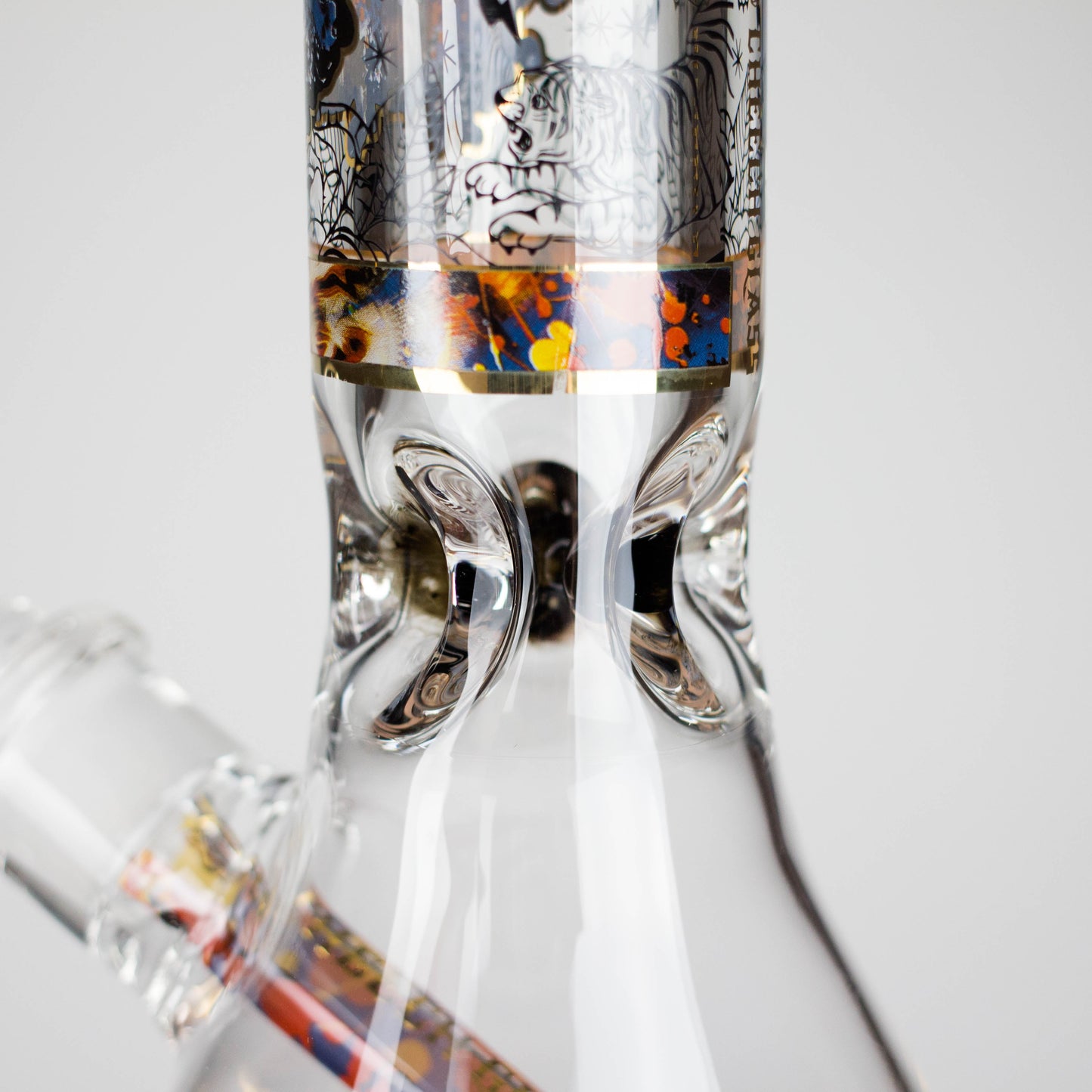 Cheech | 13″ Tiger Decal Beaker Bong – CA-050