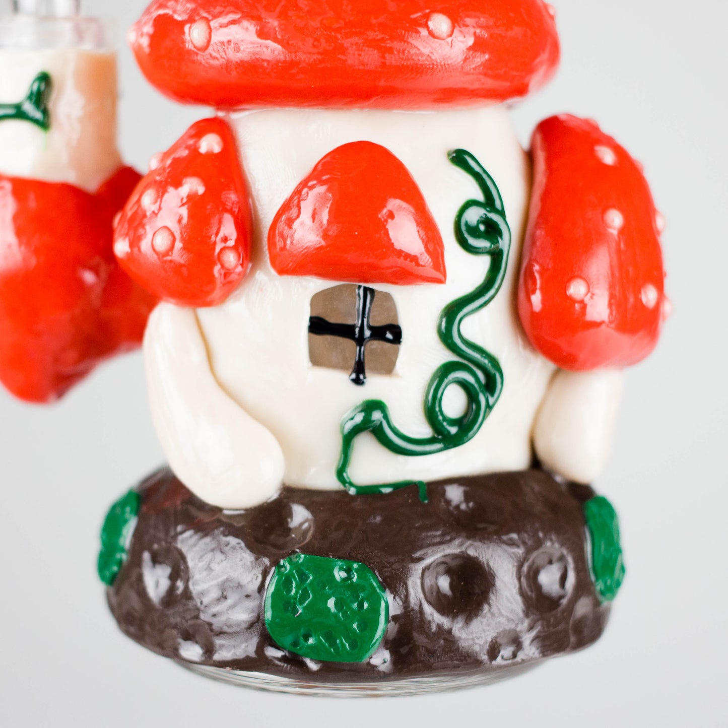 6.5" Shroomhaus Glass Bong