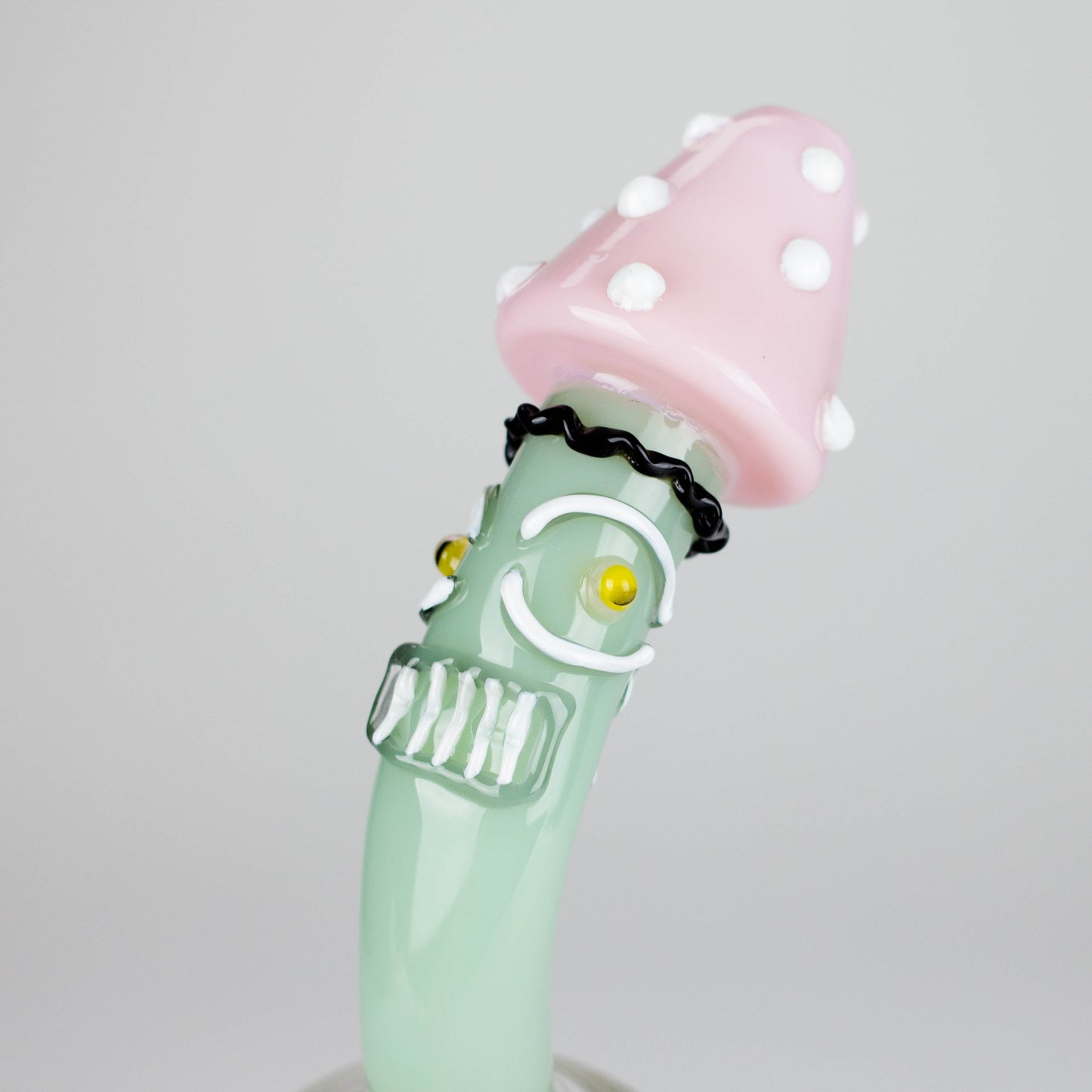 9.5" MadCaps Glass Bong