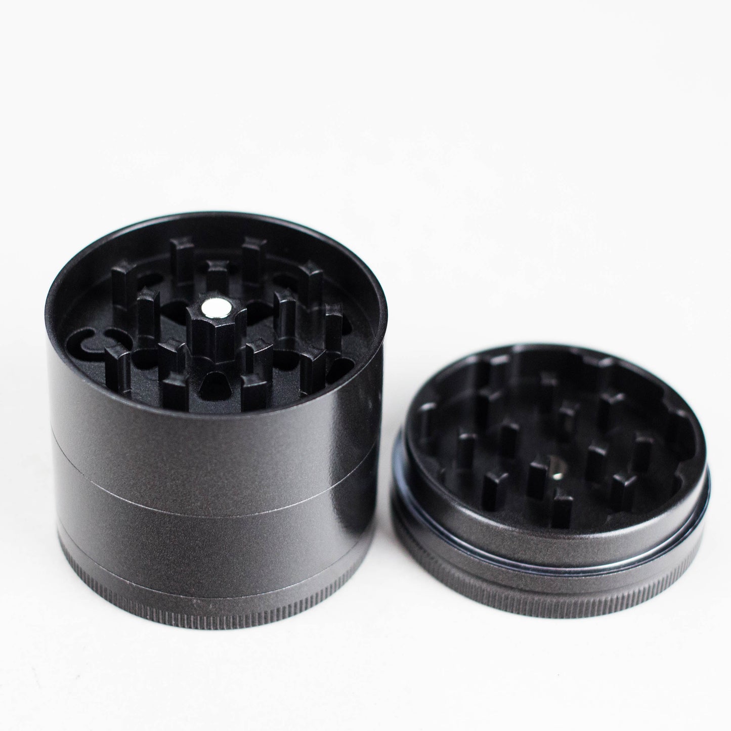 Cheech | 50mm 4-Piece Non-Sticky Grinder with Gift Pouch [GR-8]