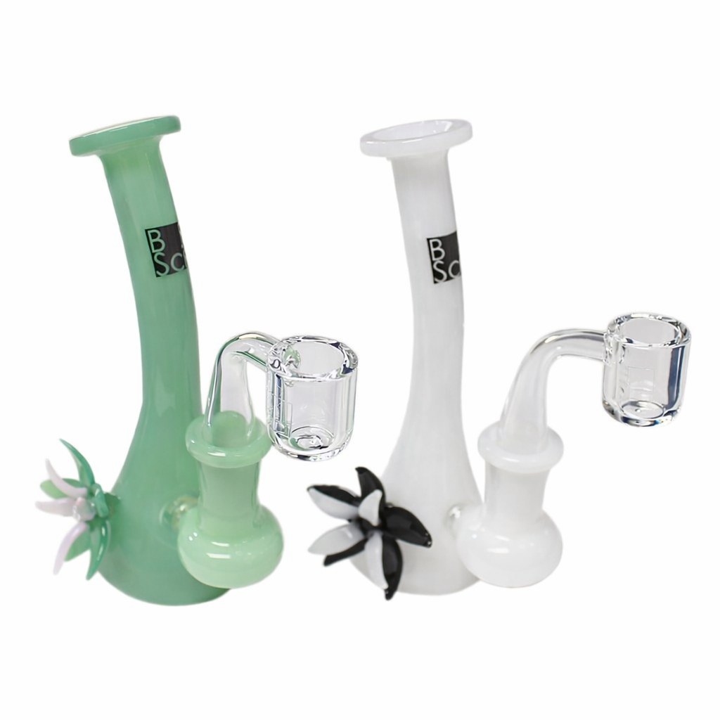 BoroSci | 5.5" Bent Neck Flower Mini Beaker with Banger Glass Rig